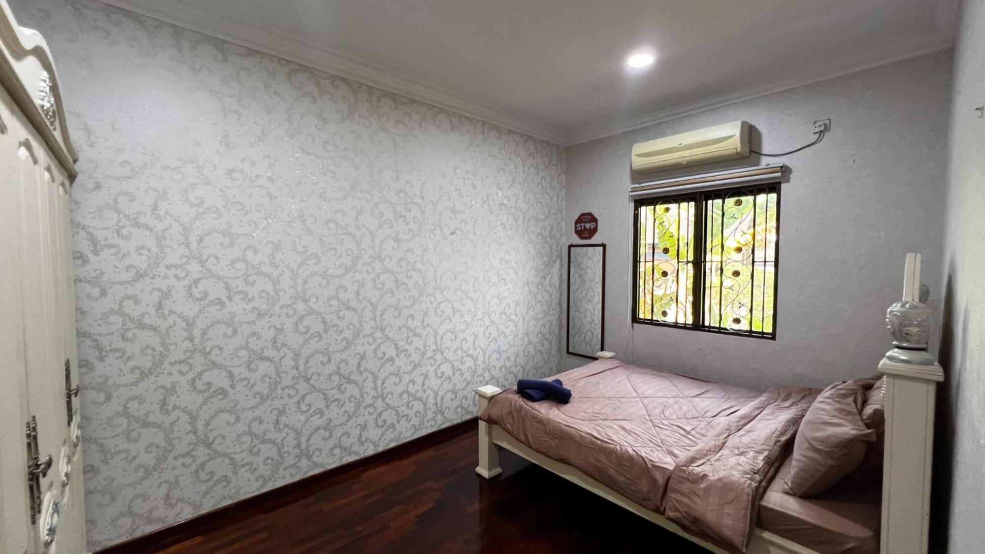 Yb Guest House 4 Bilik 5 Katil Chukai Esterno foto