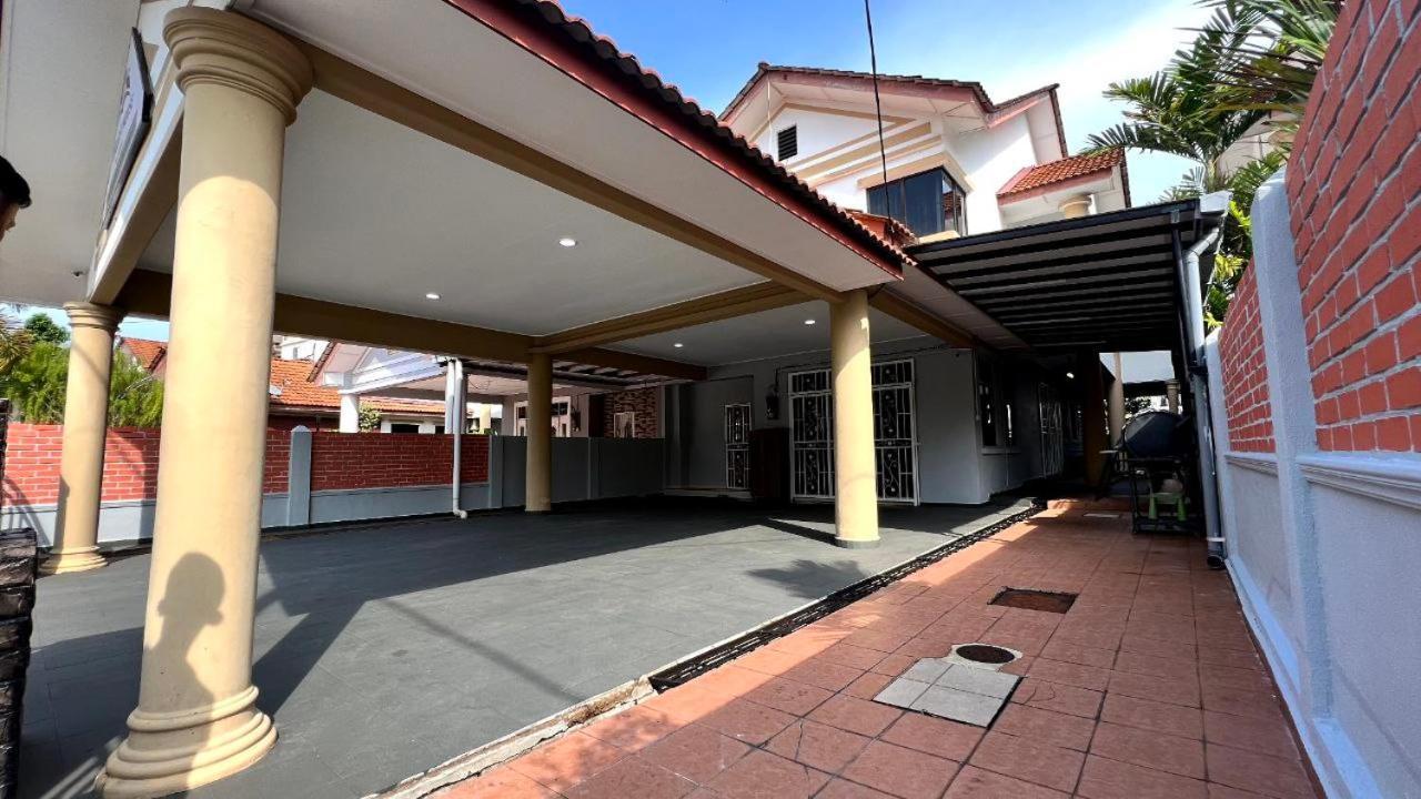 Yb Guest House 4 Bilik 5 Katil Chukai Esterno foto