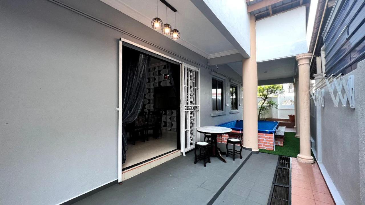 Yb Guest House 4 Bilik 5 Katil Chukai Esterno foto